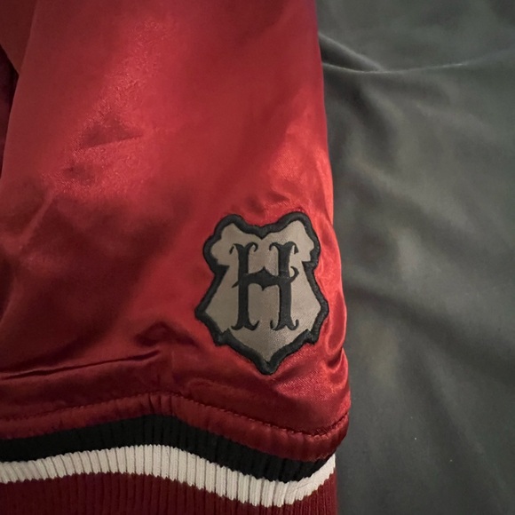 Harry Potter Gryffinoor varsity jacket - Picture 3 of 8